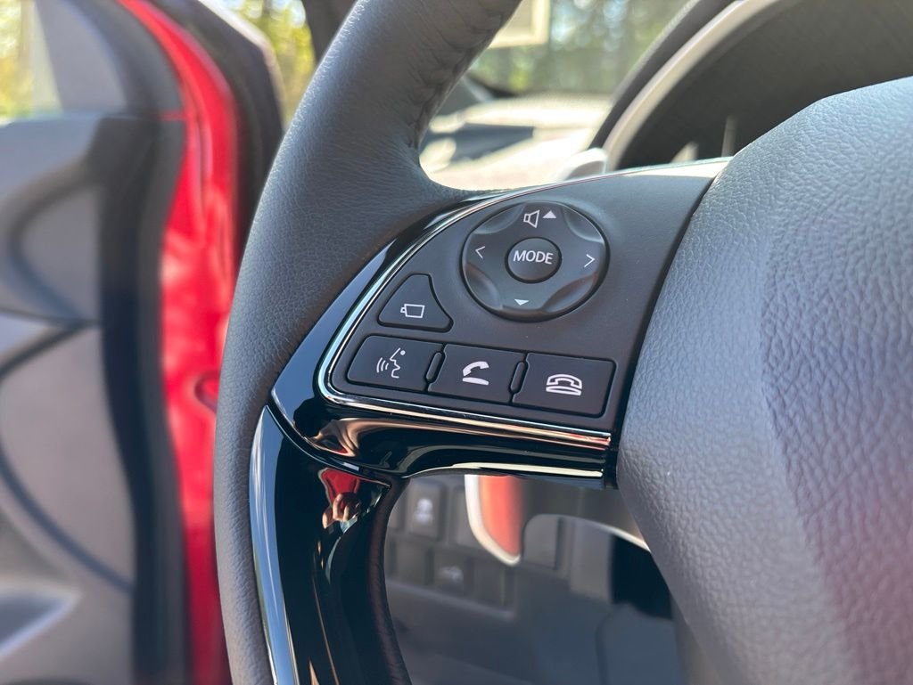 Used 2024 Red Mitsubishi SEL image 18