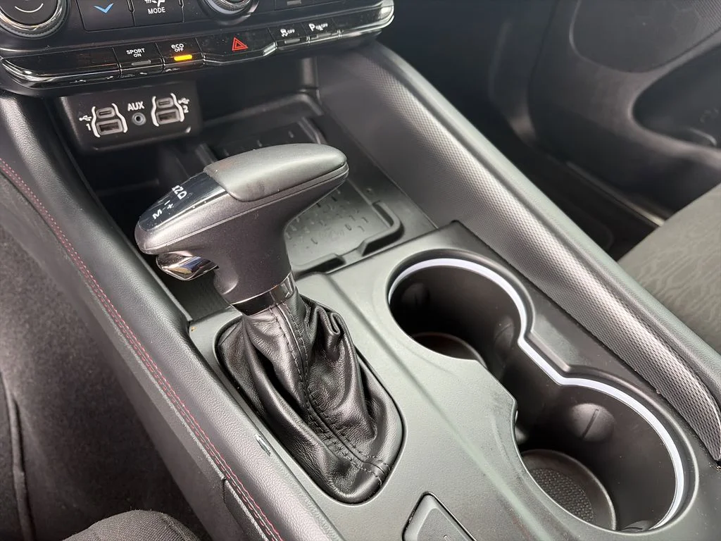 Used 2025 White Dodge R/T image 26