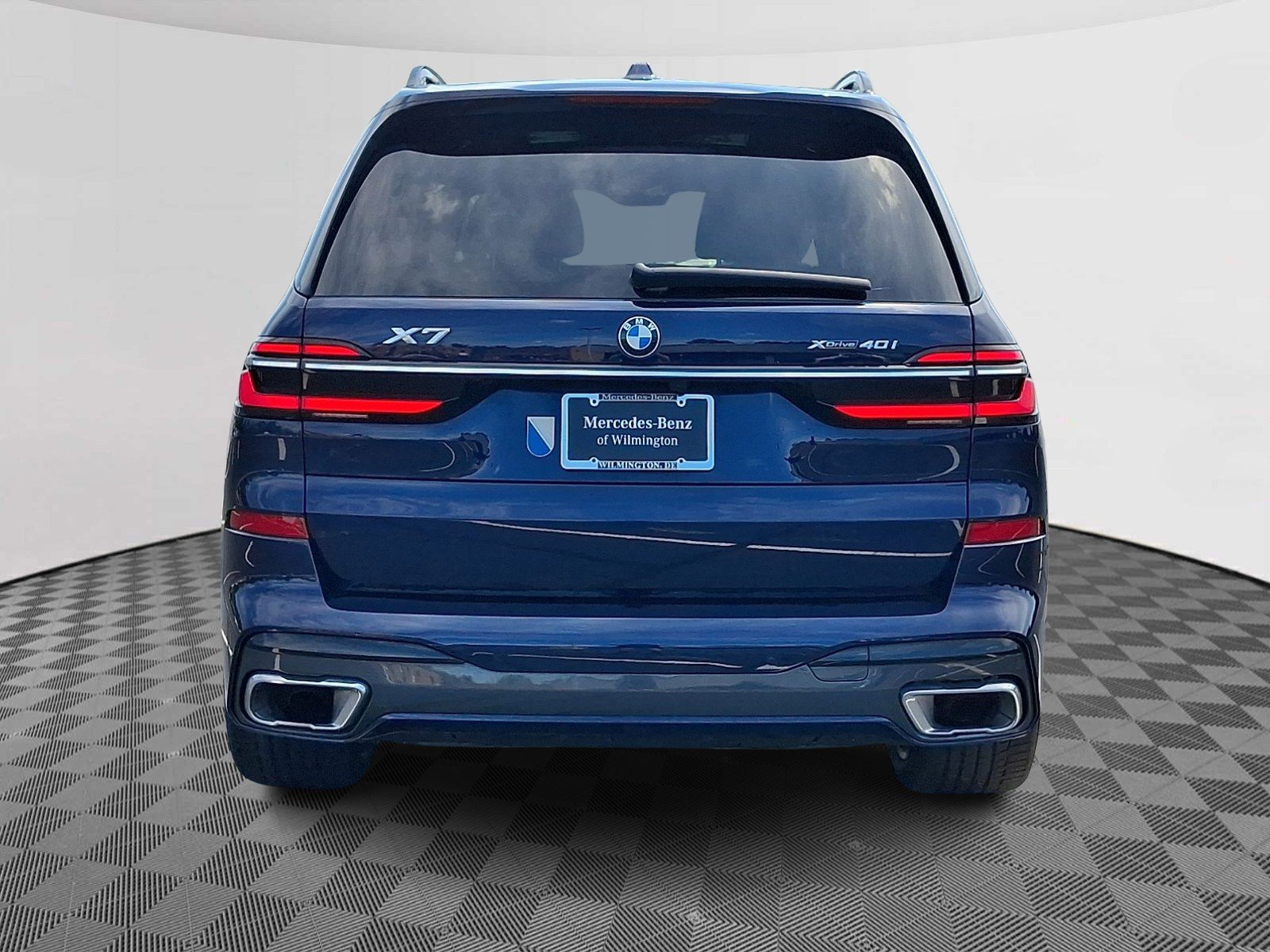 Used 2024 Tanzanite Blue II Metallic - C3Z BMW xDrive40i image 5