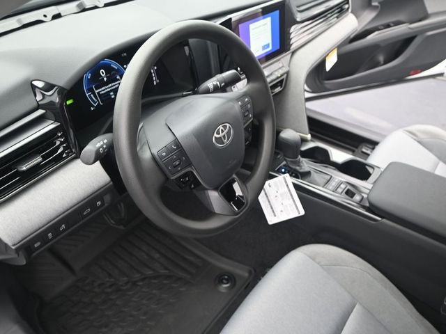 New 2026 Ice Cap Toyota LE image 4