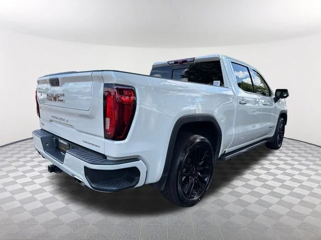 Used 2021 WHITE FROST TRICOAT GMC Denali image 5