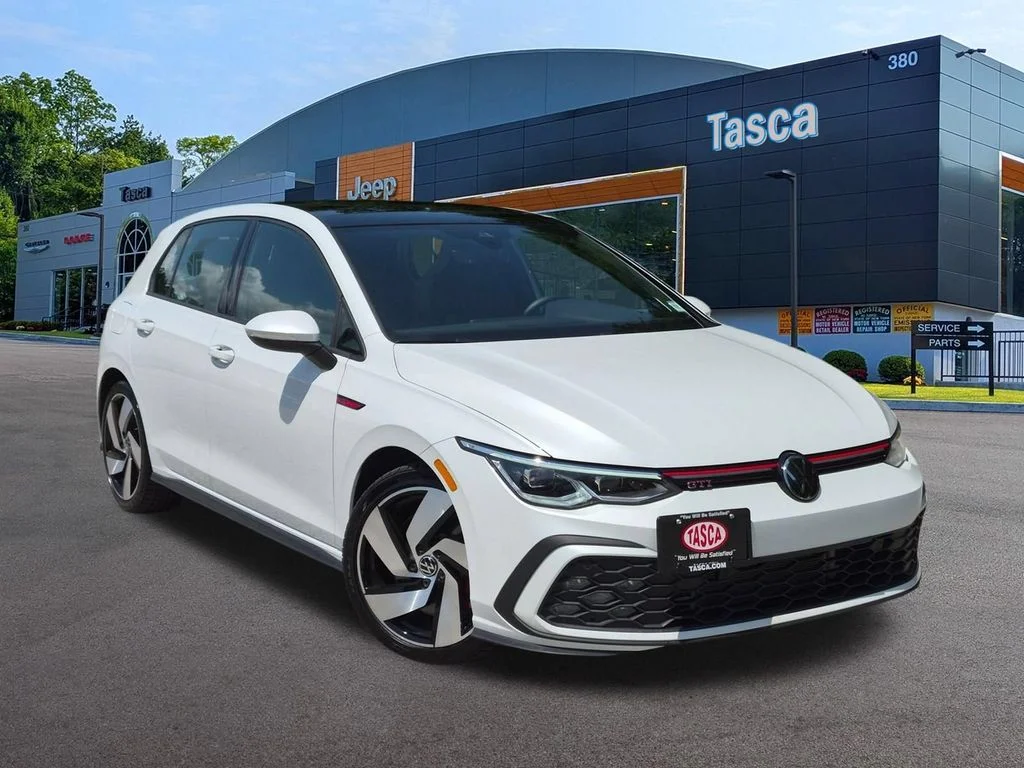 Used 2023 White Volkswagen 2.0T SE image 1