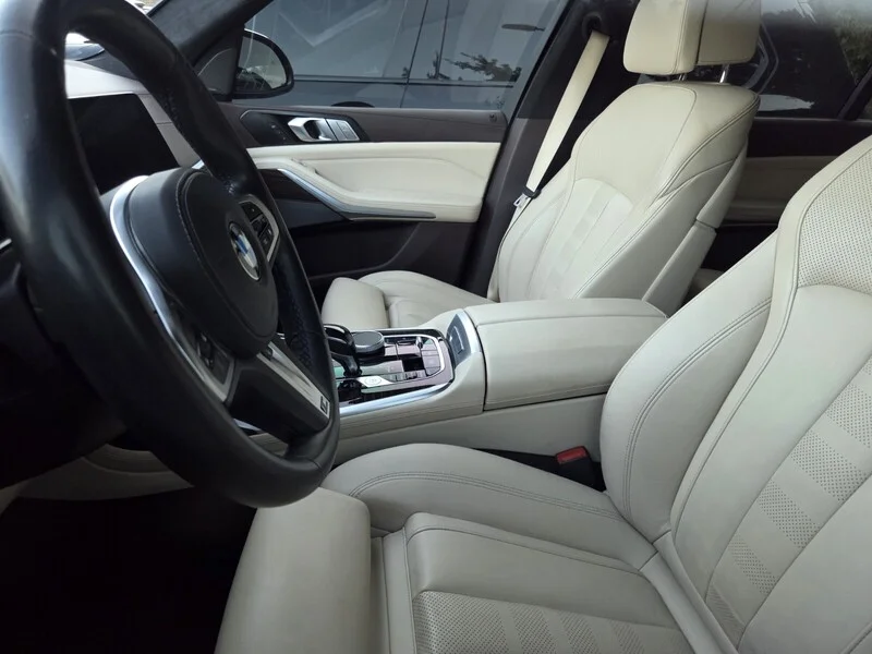 Used 2019 Carbon Black Metallic BMW XDRIVE40I image 4