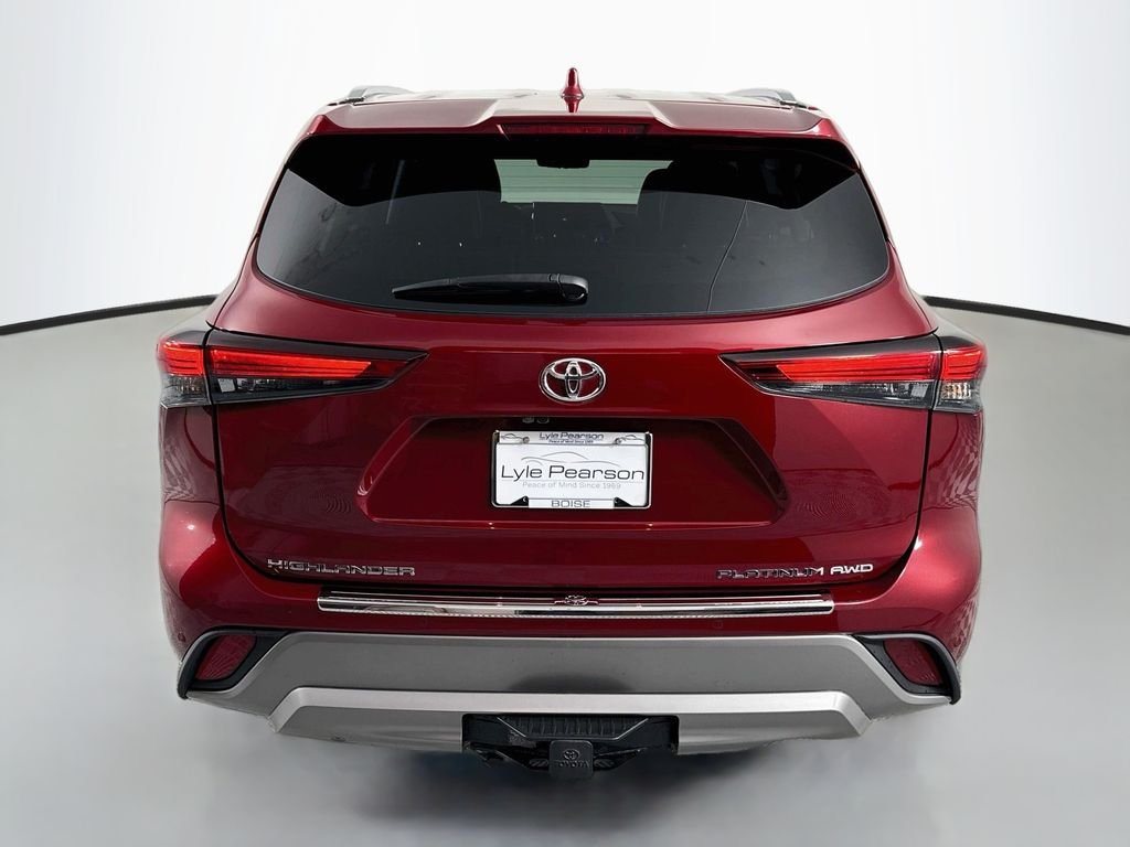 Used 2022 Red Toyota Platinum image 10
