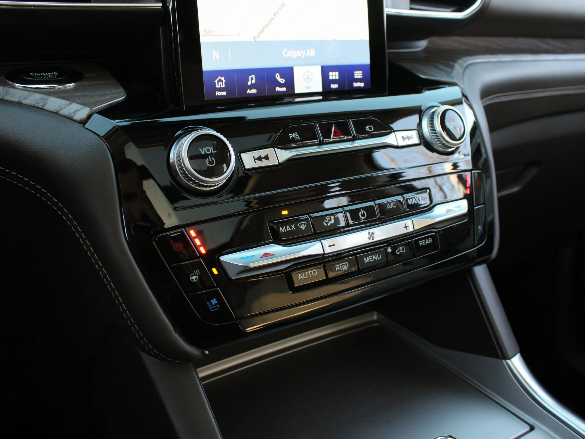 Certified Used 2023 Black Ford Platinum * No Accidents | Apple CarPlay | Luxury 3-Row SUV | Bang & Olufsen | Adaptive Cruise image 30