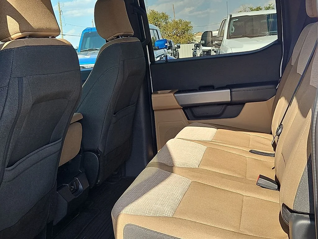 Used 2023 White Ford XLT image 16