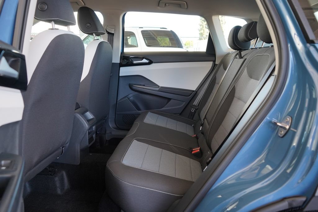 New 2027 Monterey Blue Pearl Volkswagen 1.5T S image 33