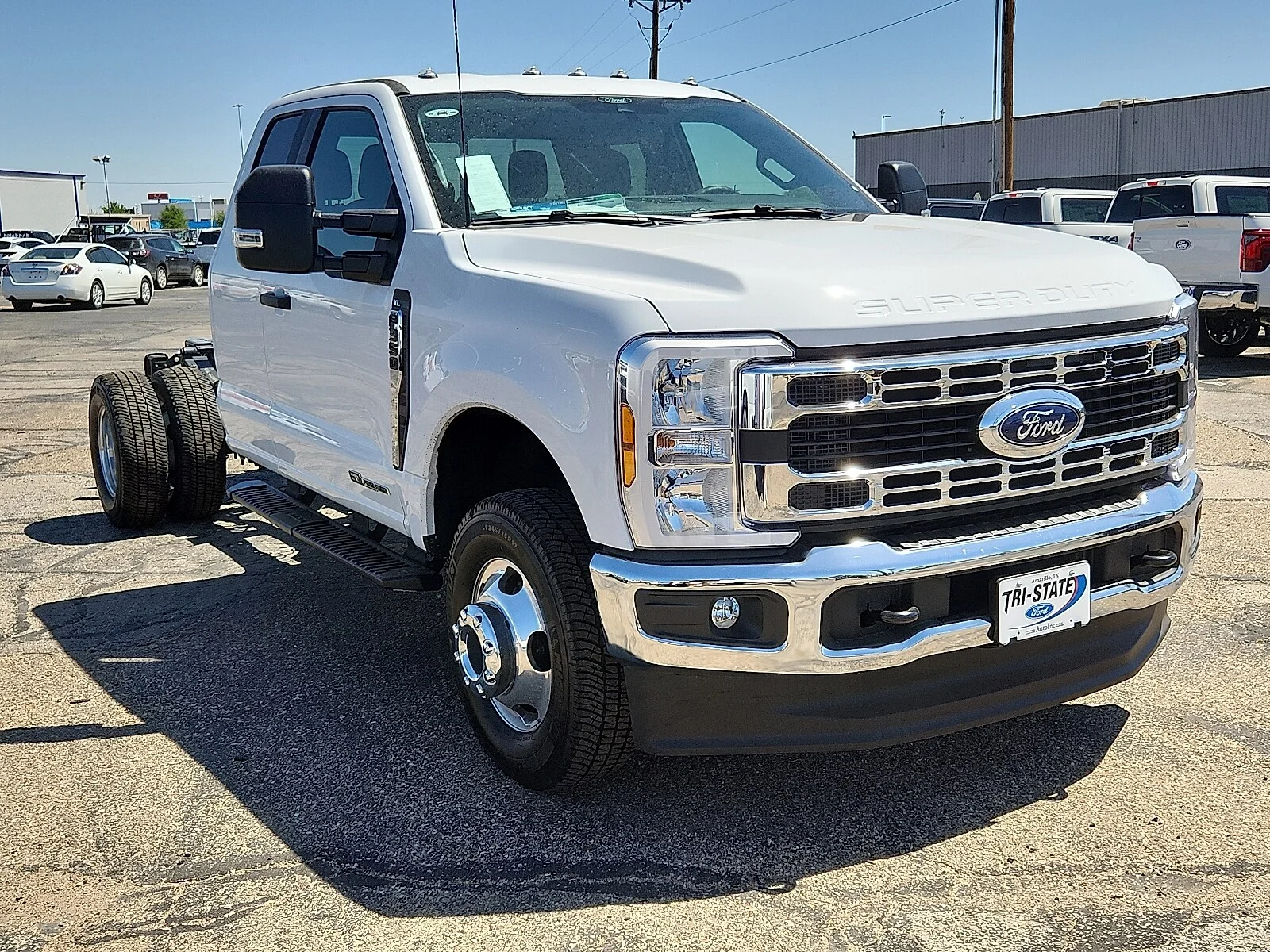 New 2026 Oxford White Ford F-350&reg; XL image 5