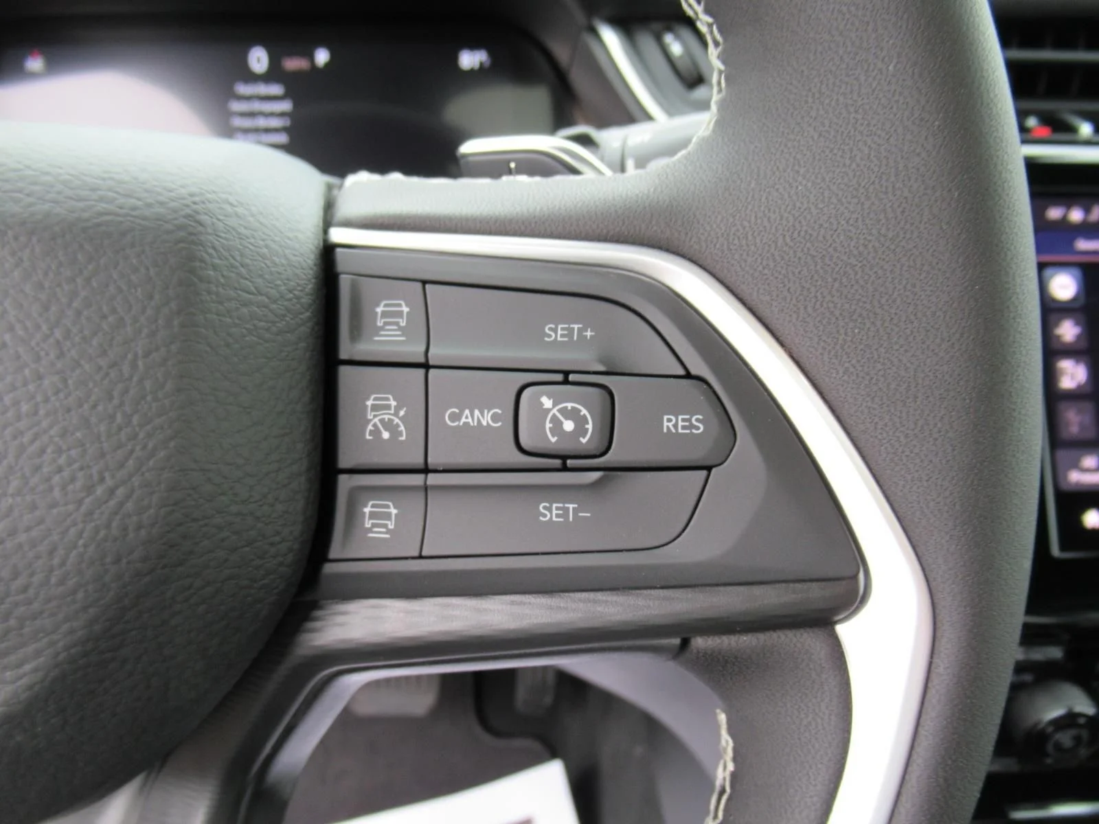 New 2026 Silver Zynith Exterior Paint Jeep Laredo X image 22