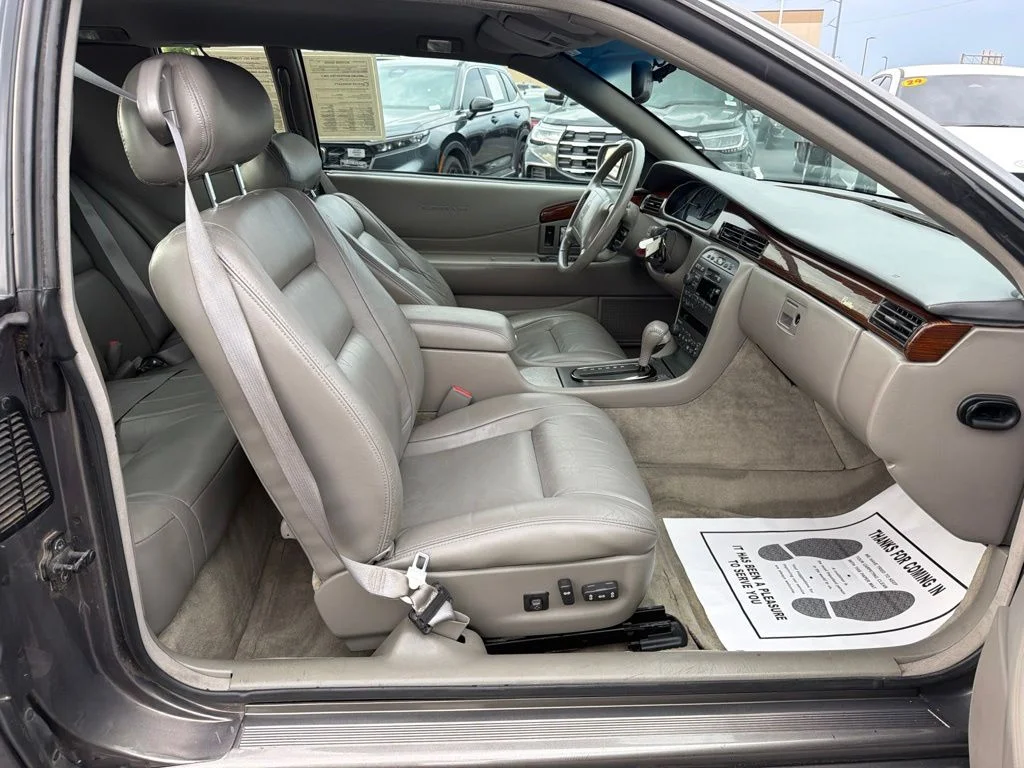 Used 1999  Cadillac Base image 15