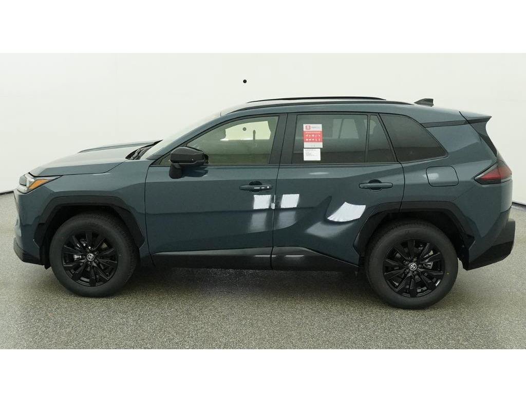 New 2026 Cloud Toyota SE image 3