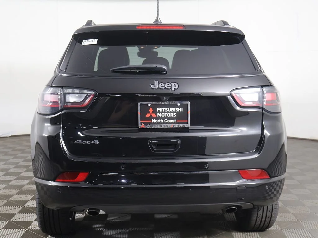 Used 2023 Black Jeep High Altitude image 13