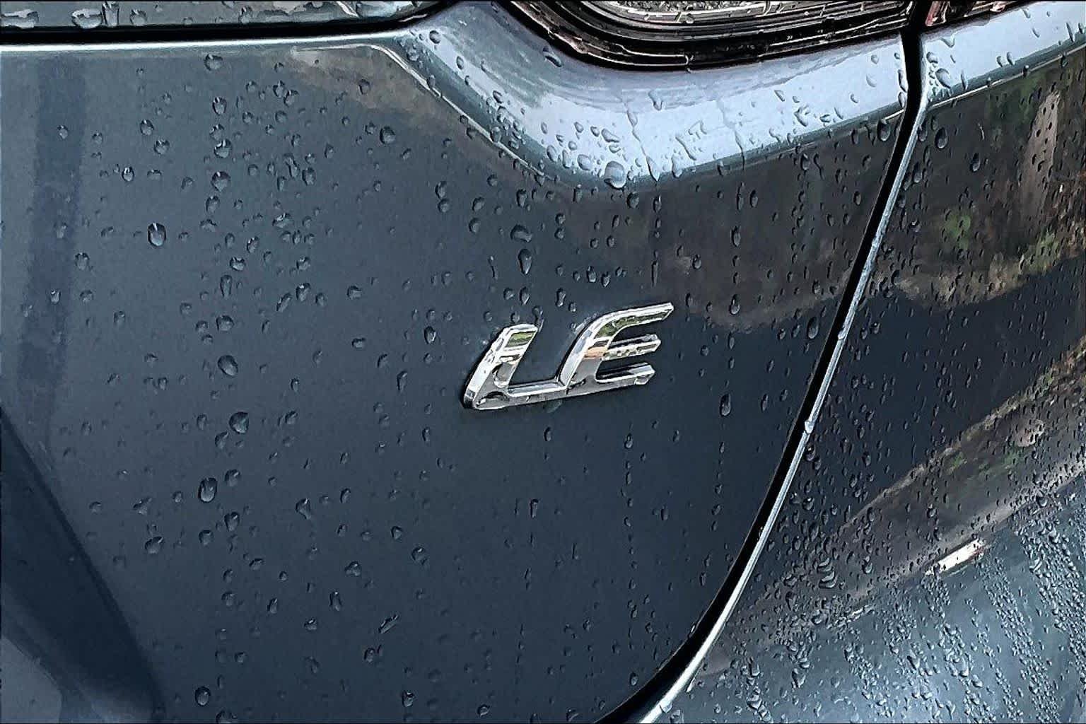 Used 2022 Celestite Toyota LE image 10