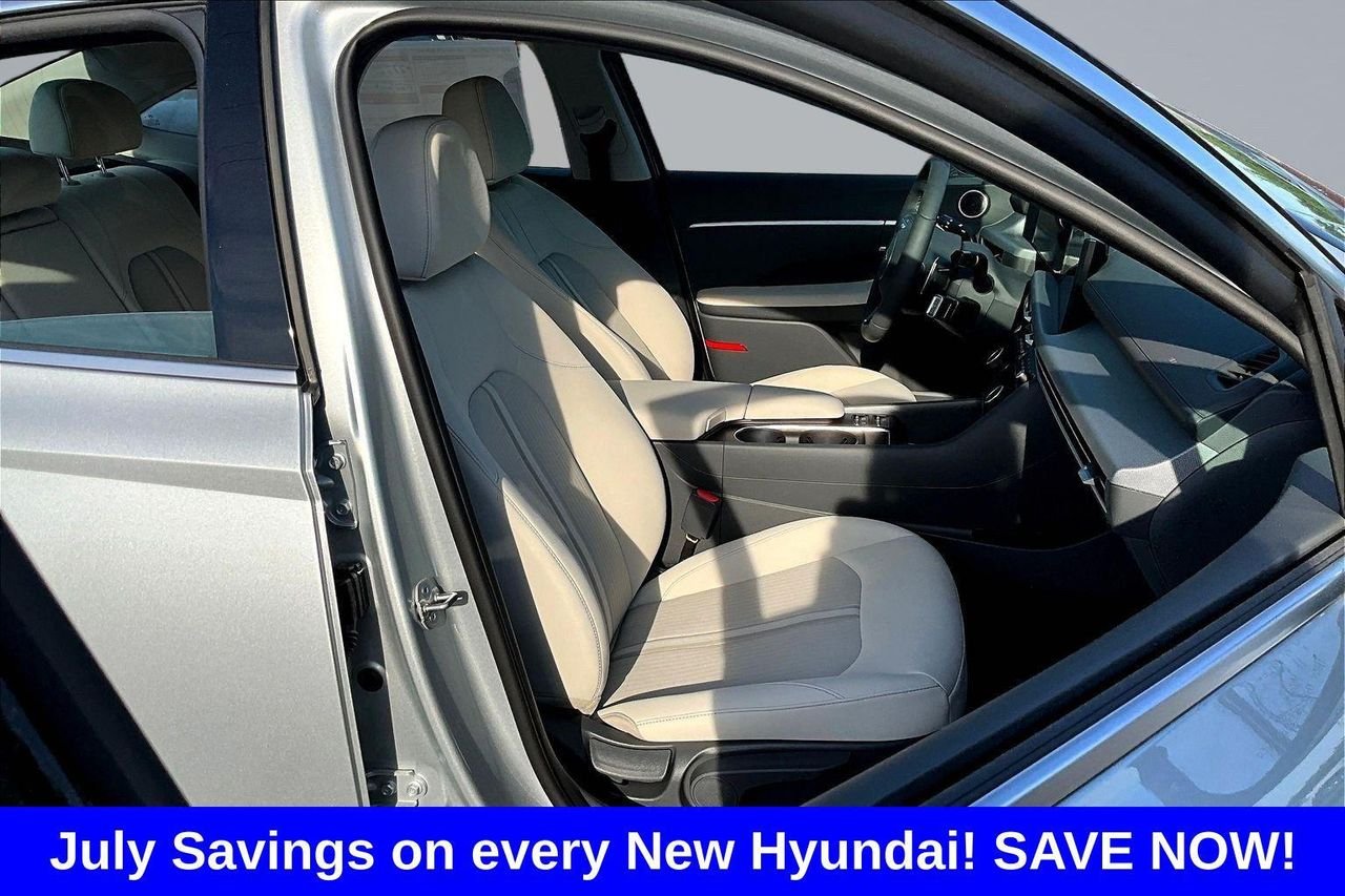 New 2026 Silver Hyundai SEL Sport image 36