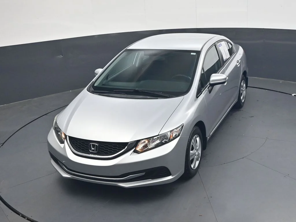 Used 2015 Silver Honda LX image 31