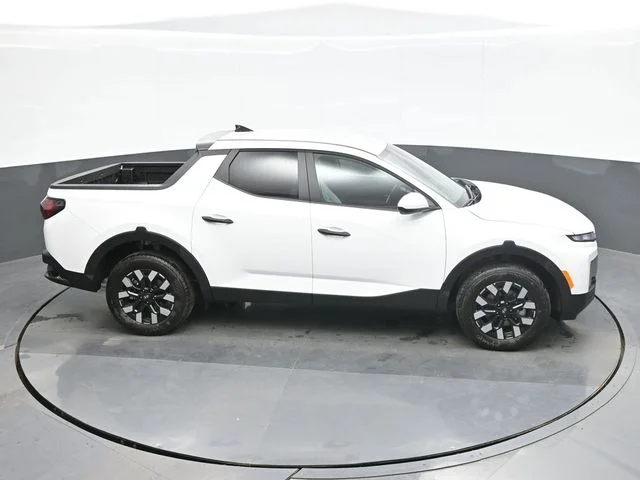 New 2026 White Hyundai SE image 16
