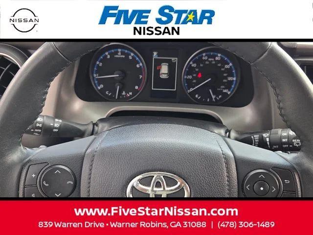 Used 2017 Black Toyota XLE image 21