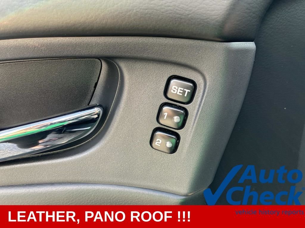 Used 2020 Black Nissan SL image 27