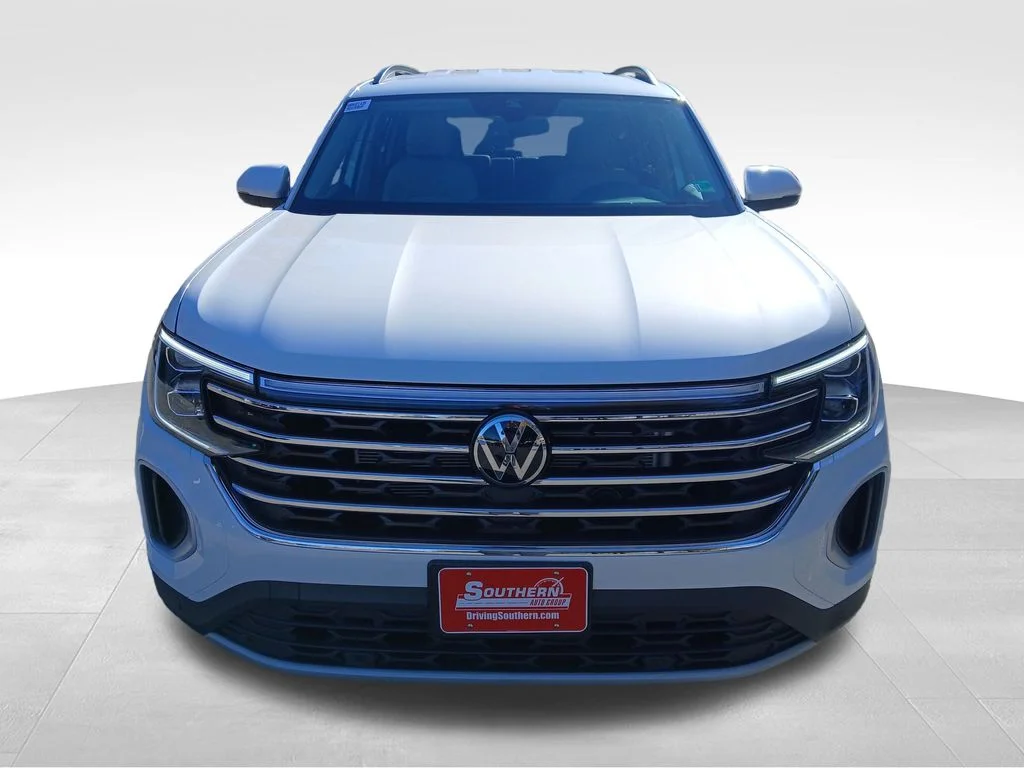 New 2026 White Volkswagen 2.0T SE w/Technology image 8
