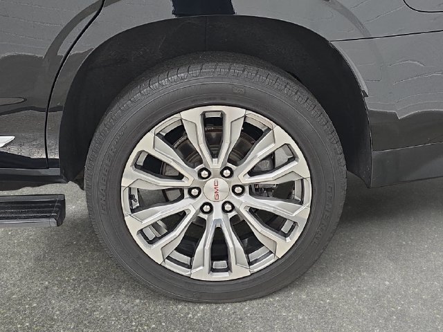 Used 2021 Black GMC Denali image 33