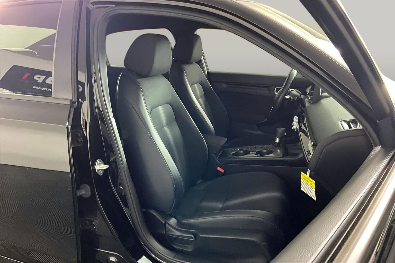 2025 Honda Civic Sport - Photo 9