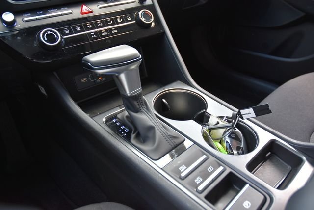 2025 Hyundai Sonata SE - Photo 33