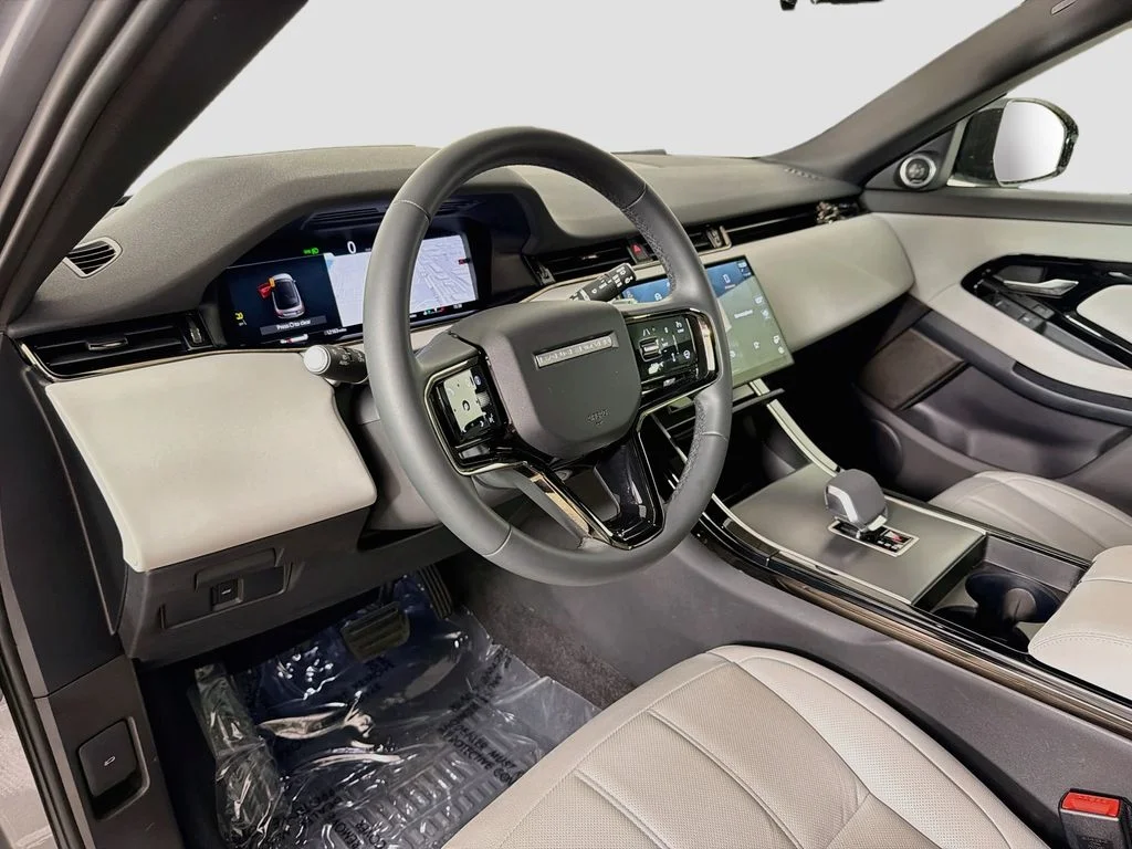 Used 2026 Gray Land Rover S image 9
