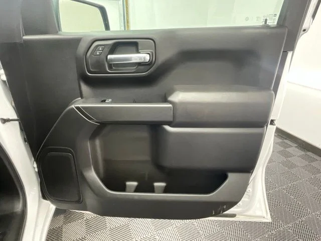 2023 Chevrolet Silverado 1500 Custom - Photo 12