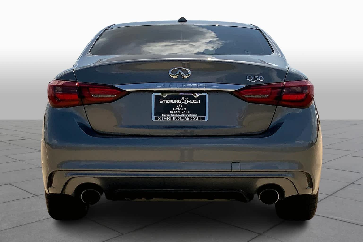Used 2018 Graphite Shadow INFINITI 2.0t PURE image 5