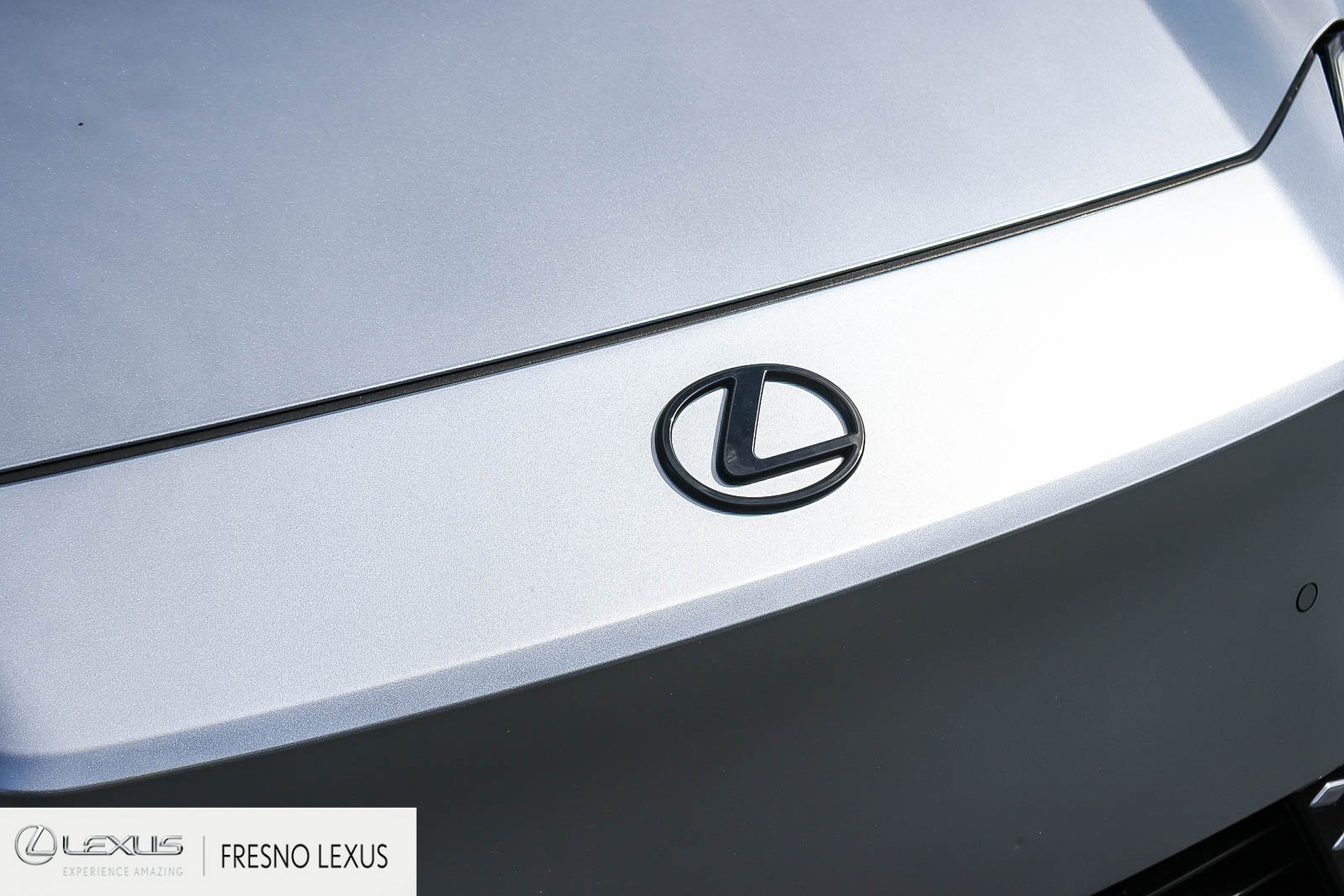 New 2026 Iridium Lexus ES 350e LUXURY image 11