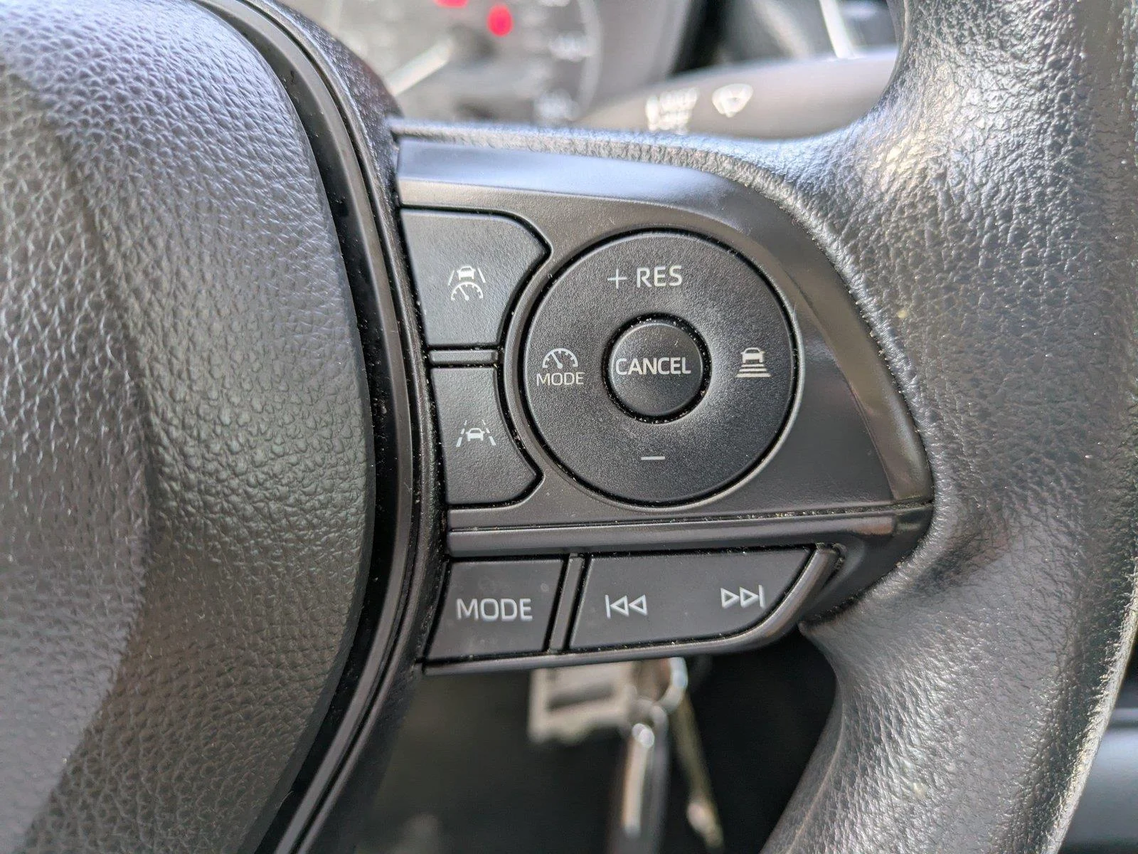 Certified Used 2024  Toyota LE image 23