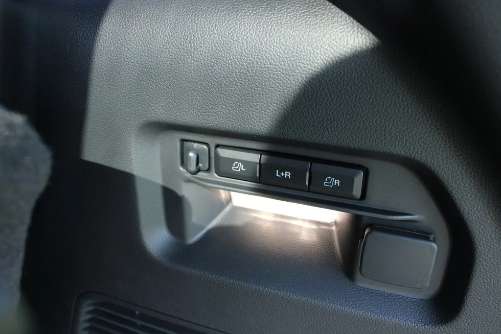 New 2026 Marsh Gray Ford Tremor® image 13