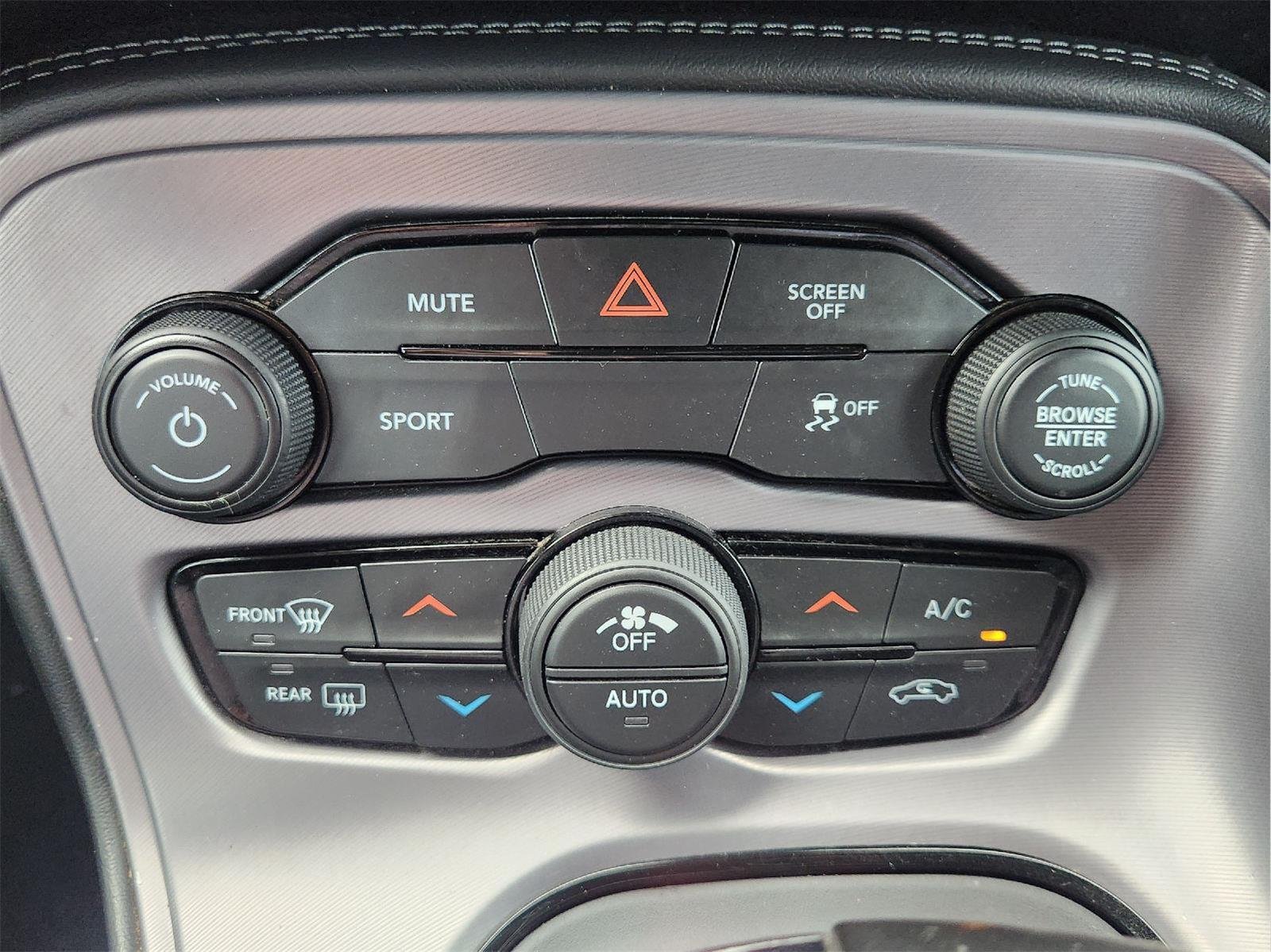 2023 Dodge Challenger photo 19 of 32