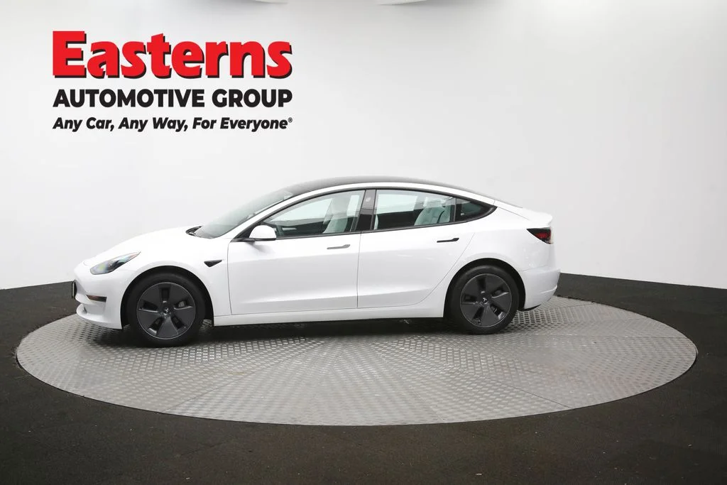 Used 2023 White Tesla Base image 54