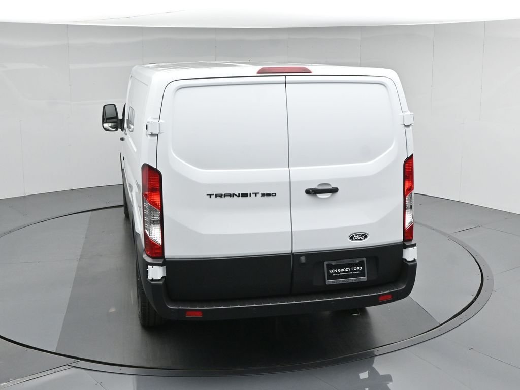 New 2026 Oxford White Ford Base image 39