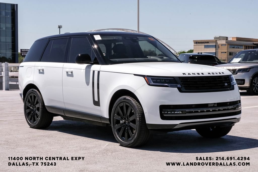 New 2026 Fuji White Land Rover SE image 6