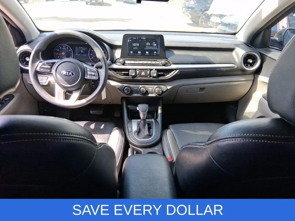 Used 2021 Black Kia LXS image 17