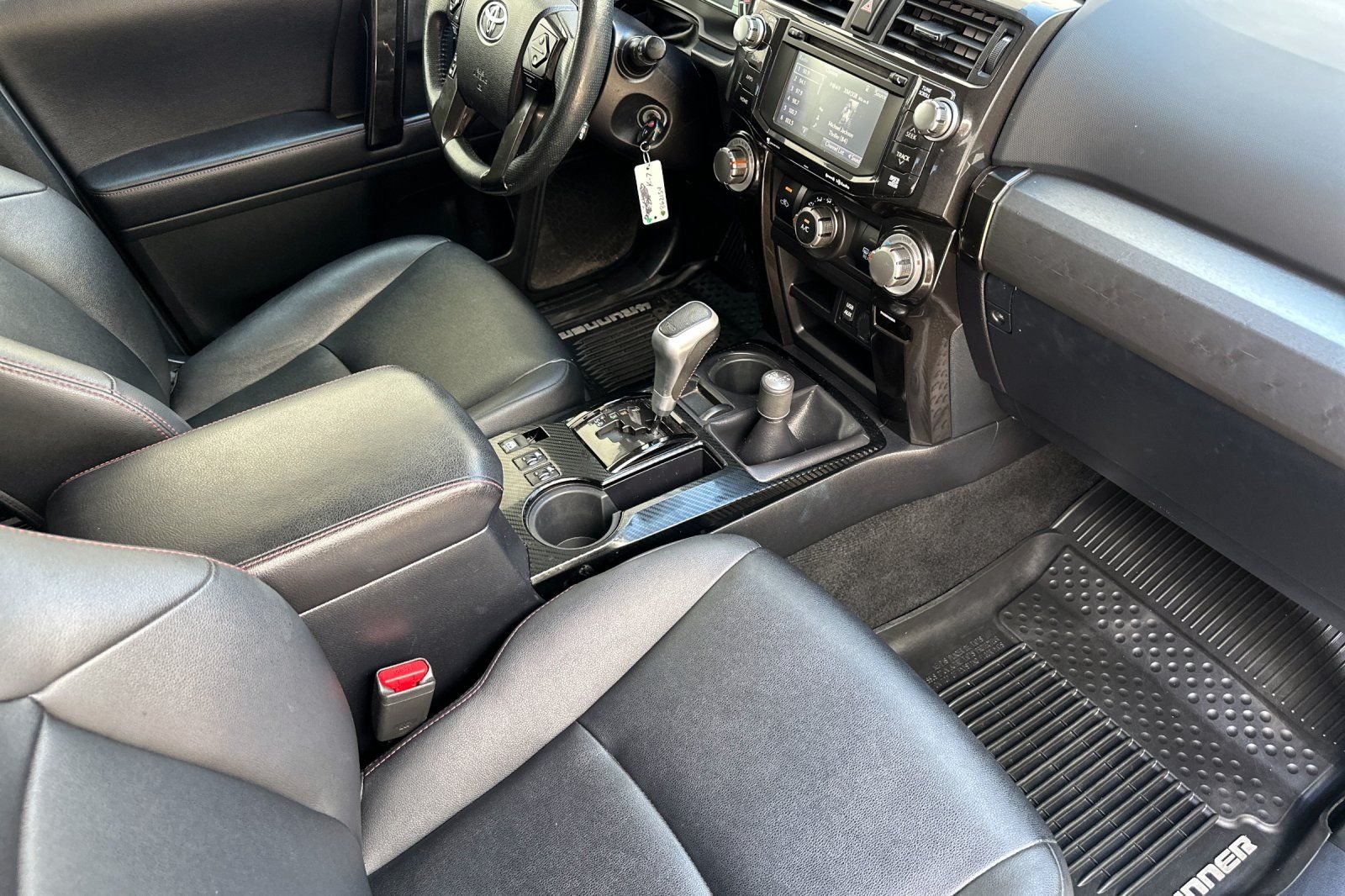 2019 Toyota 4Runner TRD Off-Road - Photo 16