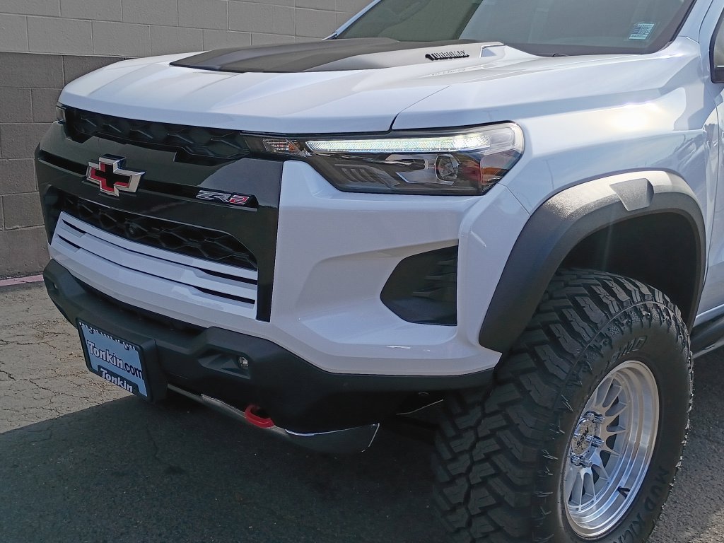 Used 2026 Summit White Chevrolet ZR2 image 10