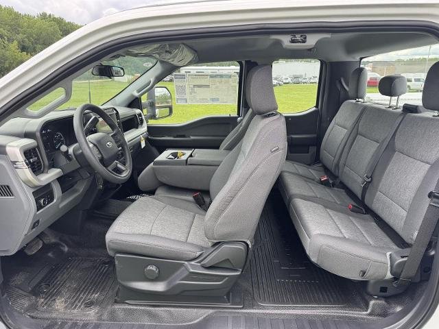 New 2026 Oxford White Ford F-250® XL image 10