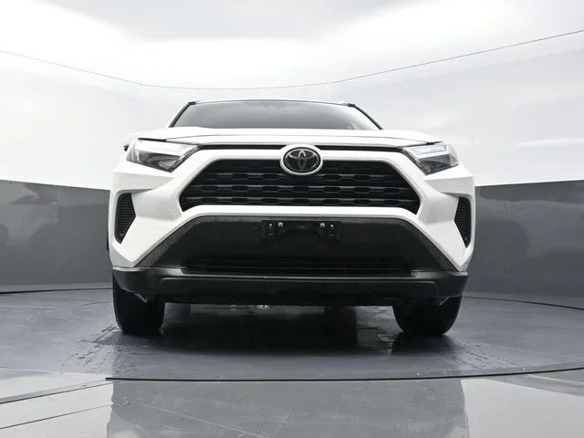 Used 2024 White Toyota XLE image 32