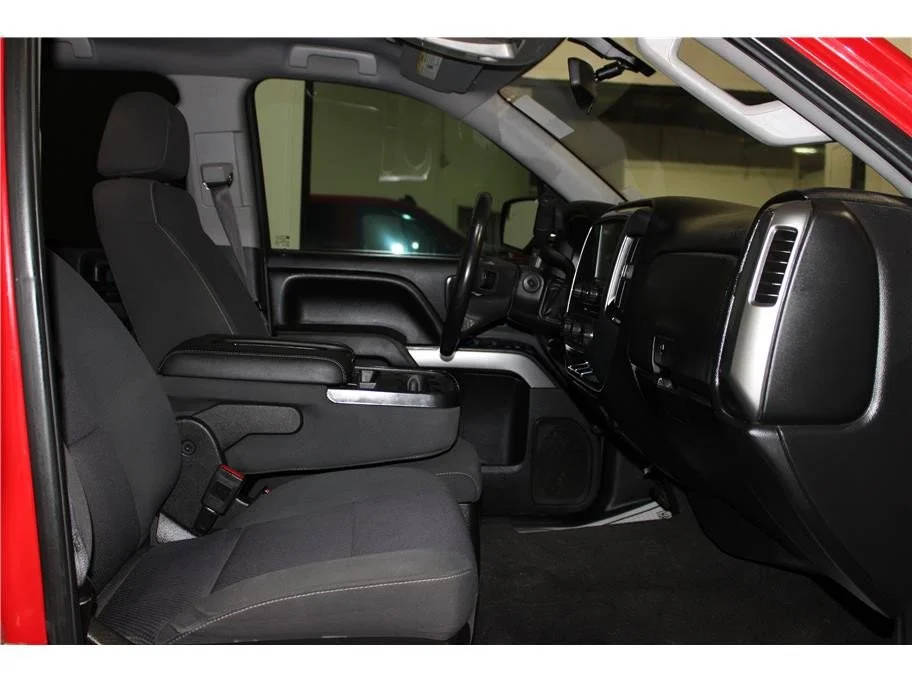 Used 2016 Red Hot Chevrolet LT image 21
