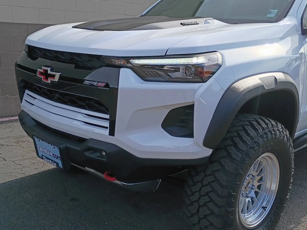 Used 2026 Summit White Chevrolet ZR2 image 10