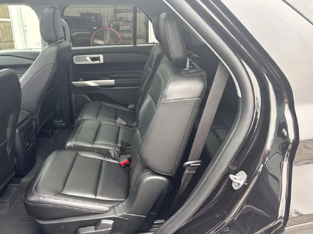 Used 2023 Black Ford XLT image 26
