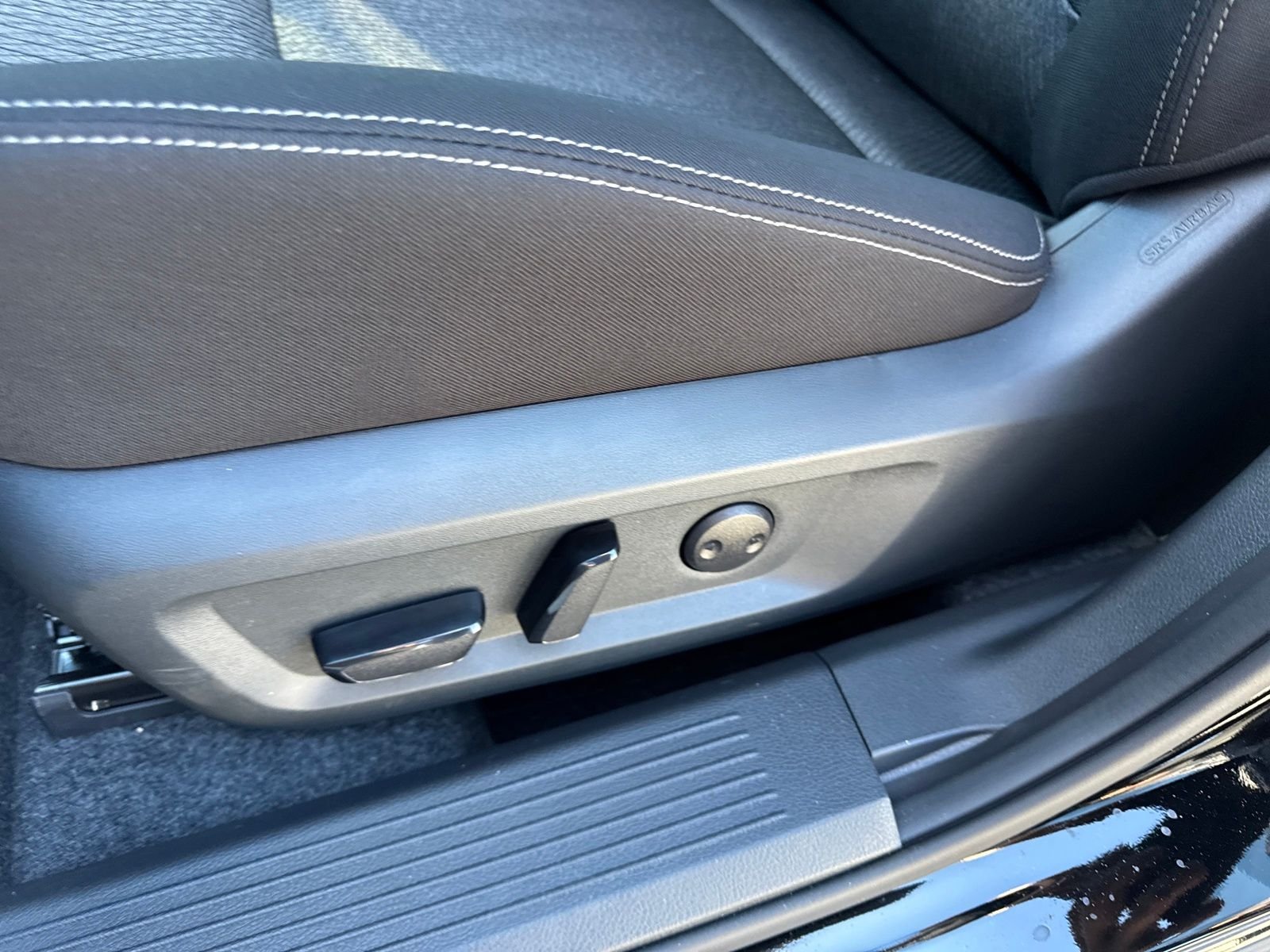 New 2026 Nissan Rogue SV 4D Sport Utility