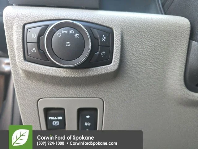 Used 2018 Stone Gray Ford XLT image 14