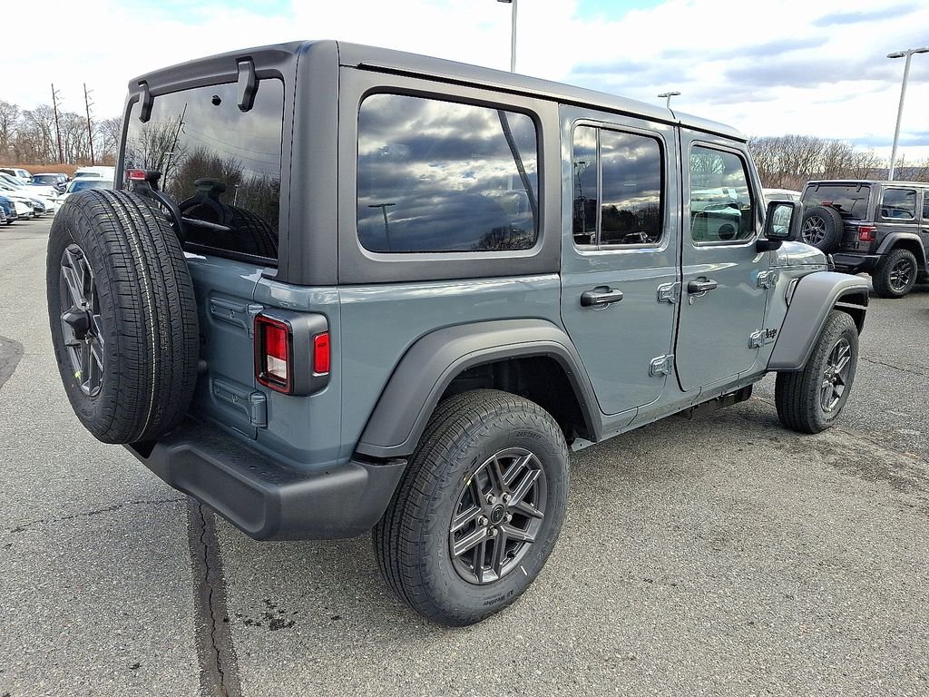 New 2026 Anvil Clearcoat Jeep Sport S image 4