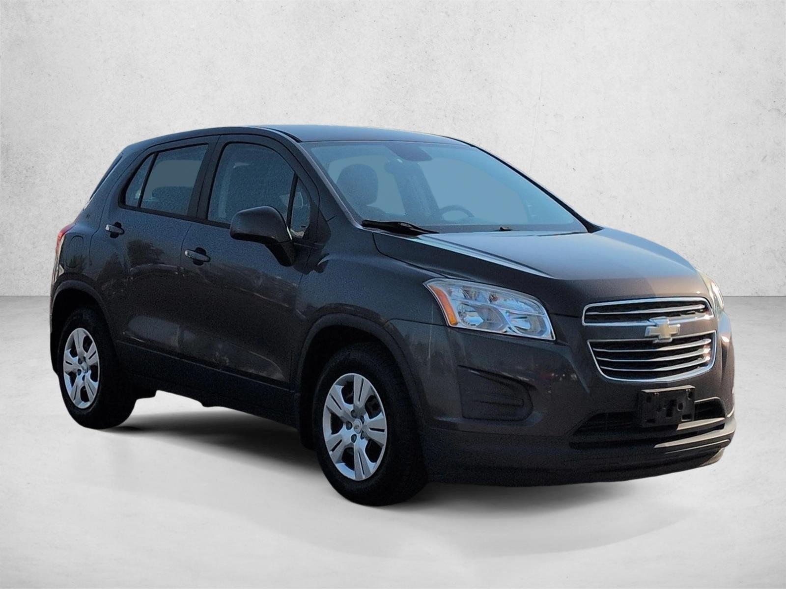 Used 2016 Cyber Gray Metallic Chevrolet LS image 3