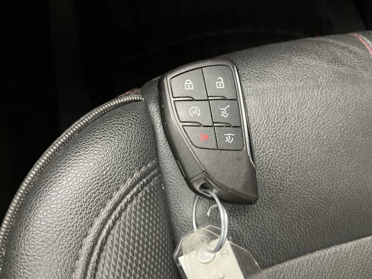 Used 2022 Summit White Chevrolet RST image 32