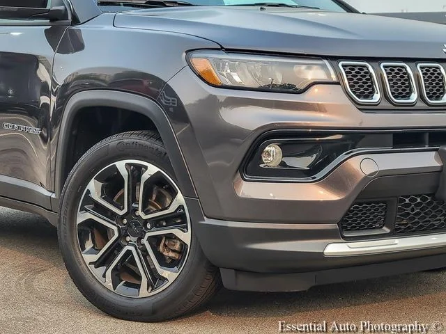 Certified Used 2023 Gray Jeep Limited image 3